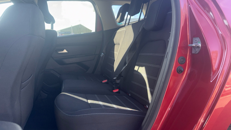 Dacia Duster 1.0 TCe 100 Prestige 5dr Bi Fuel Estate